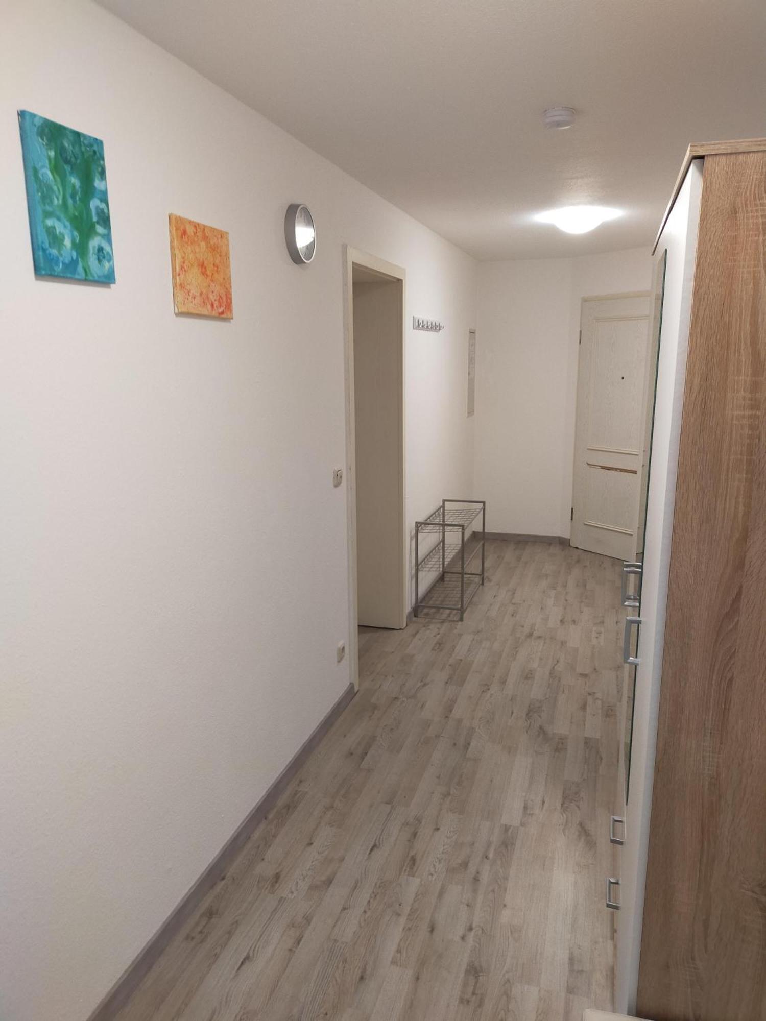 Flex Aparts - Grosse, Moeblierte Wohnung In Zwickau Mit 2 Zimmern Dış mekan fotoğraf